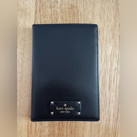 Kate Spade Passport Holder - Picture 2 of 3